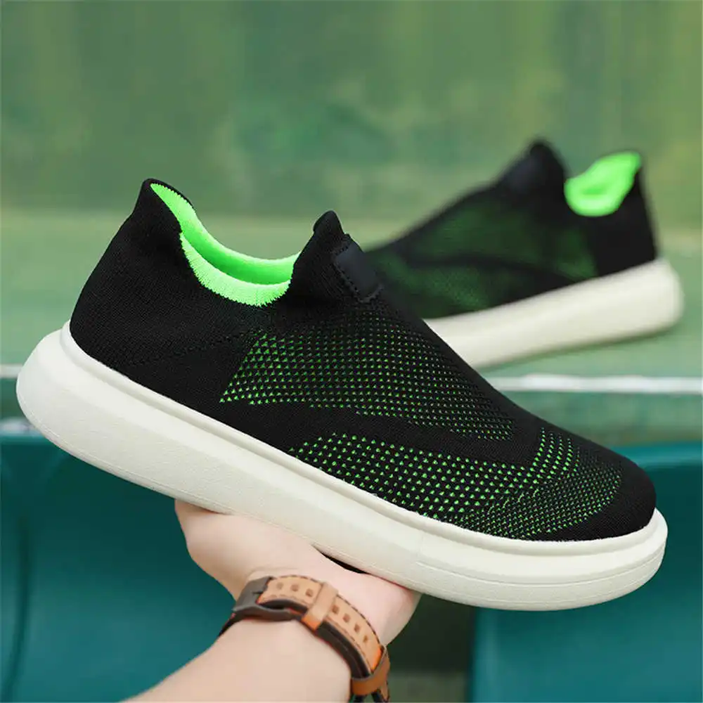Calze con plateau scarpe marro - Asian Men Formal Wear recensione e prezzo